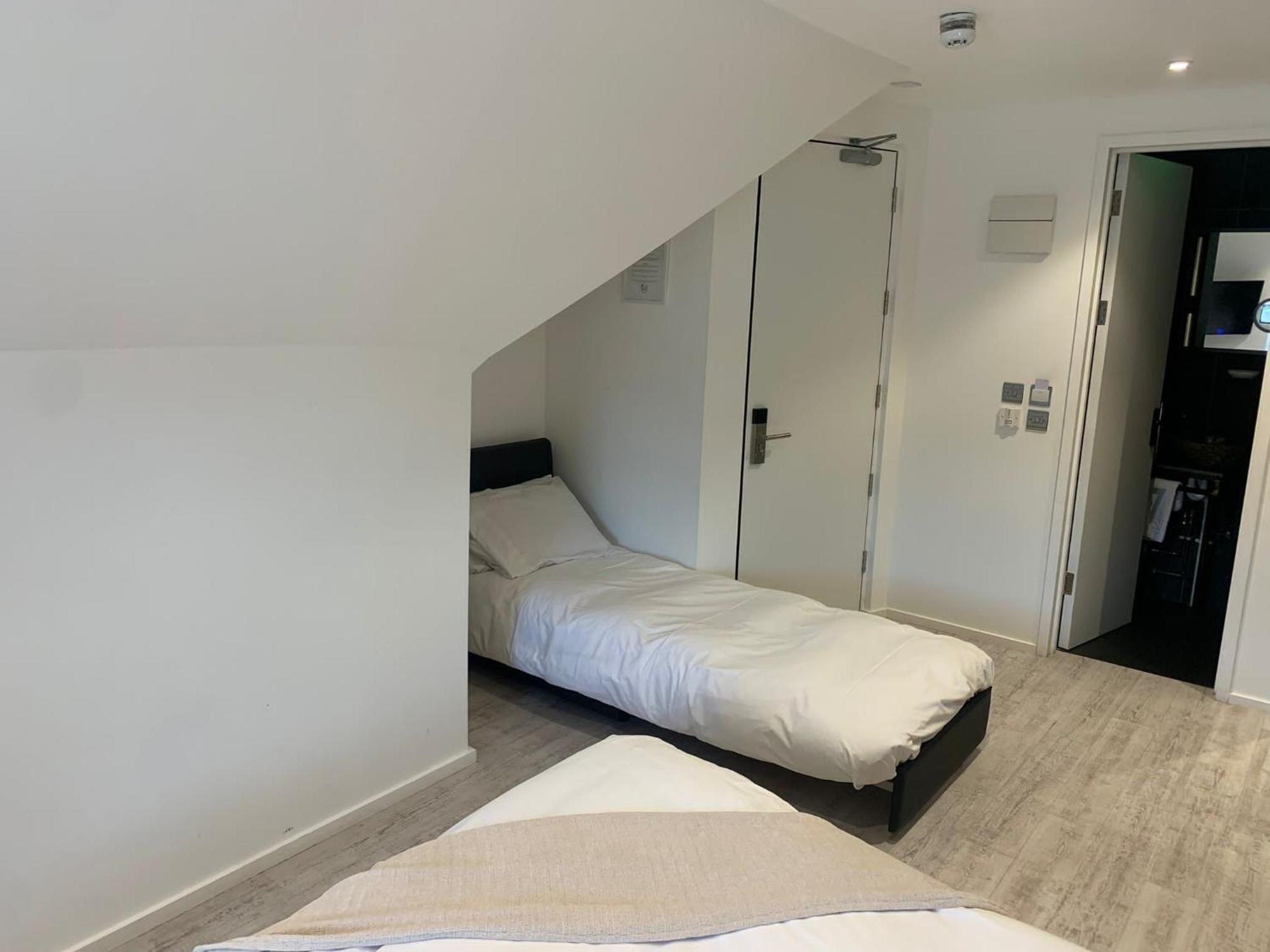 Cardiff Arms Bistro & Hotel Treorky Εξωτερικό φωτογραφία